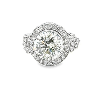 Front view of 3.18 carat round diamond platinum engagement ring – HGM Jewelry New Orleans