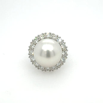 White South sea pearl and diamond ring 