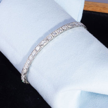 Detailed closeup of 8.00 carat Art Deco diamond bracelet from the 1920s – marquise and round cuts