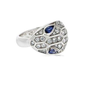 Bvlgari Serpenti diamond and sapphire ring front view – 18k white gold with snake motif