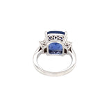 GIA certified Ceylon sapphire ring close-up – 9.80 carats of New Orleans elegance