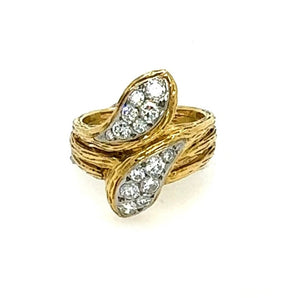 Van Cleef & Arpels 18k yellow gold ring with diamonds front view